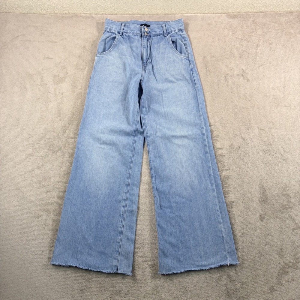 Uniqlo Wide Straight Leg Raw Hem Jeans in Blue Wash Women 26